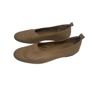 Everlane The Day Glove Flats size 8 tan brown natural made in Italy